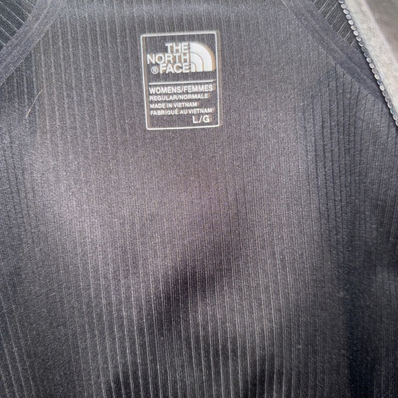 The North Face Black Hooded Jacket - Picture 6 of 9